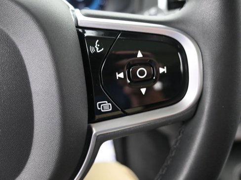 Certified 2023 Volvo XC90 B6 Ultimate image 19