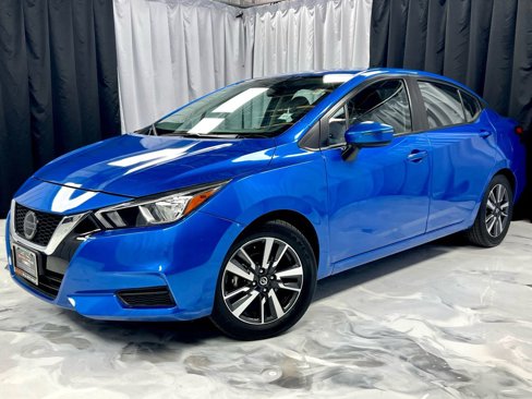 Used 2021 Nissan Versa SV image 1