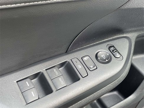 Used 2018 Honda Civic Sport Touring image 11