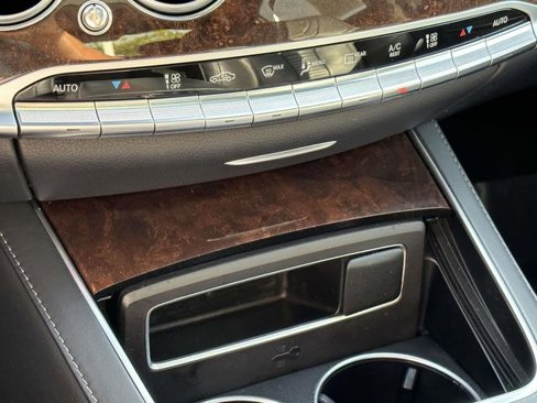 Used 2019 Mercedes-Benz S 560 4MATIC Sedan image 34