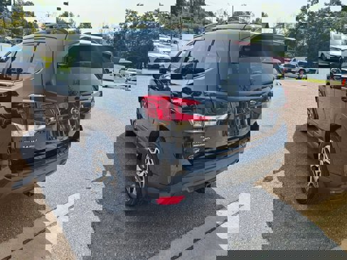 Used 2019 Subaru Forester Premium image 5