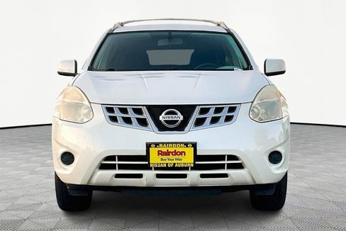 Used 2013 Nissan Rogue SV image 3