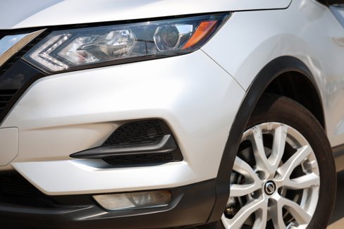 Used 2020 Nissan Rogue Sport SV w/ Technology Package image 11