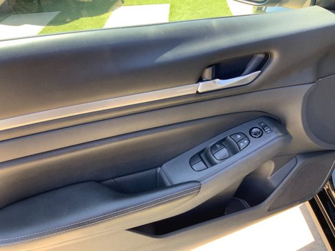Used 2022 Nissan Altima 2.5 SV image 13