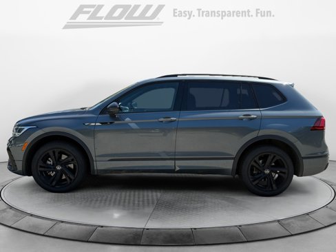 Used 2024 Volkswagen Tiguan SE R-Line image 5