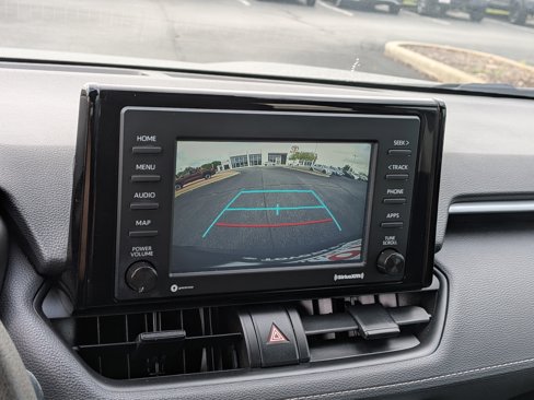 Used 2021 Toyota RAV4 XLE image 35