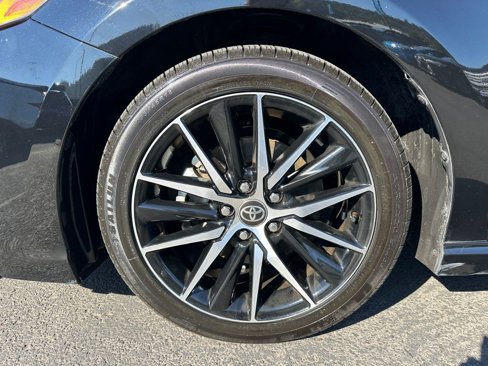 Used 2023 Toyota Camry SE image 12