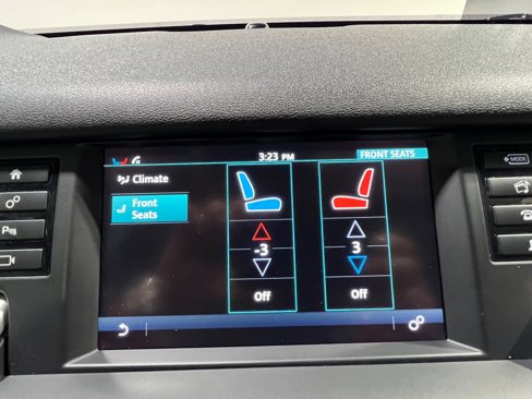 Used 2018 Land Rover Discovery Sport HSE image 31