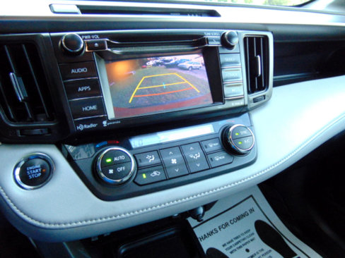 Used 2018 Toyota RAV4 XLE image 24
