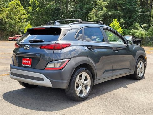 Used 2022 Hyundai Kona SEL w/ Convenience Package image 3