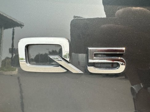 Used 2019 Audi Q5 2.0T Premium Plus w/ Premium Plus Package image 12