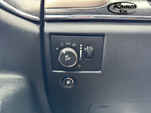 Used 2014 Jeep Grand Cherokee Limited image 25