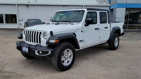 Used 2023 Jeep Gladiator Sport image 4