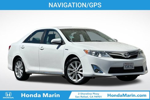 Used 2014 Toyota Camry XLE image 3