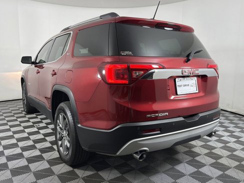 Used 2019 GMC Acadia SLT image 4