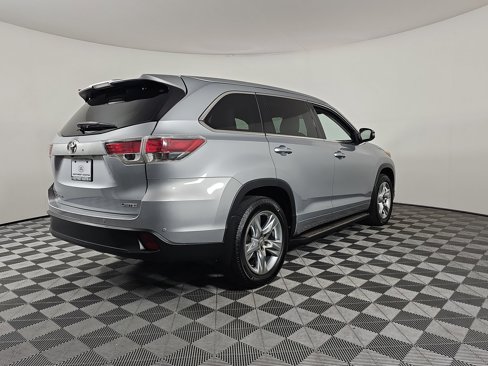 Used 2014 Toyota Highlander Limited image 8