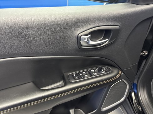 Used 2020 Jeep Compass Limited image 10