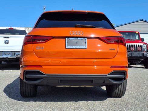Used 2024 Audi Q3 2.0T Premium Plus w/ Premium Plus Package image 6