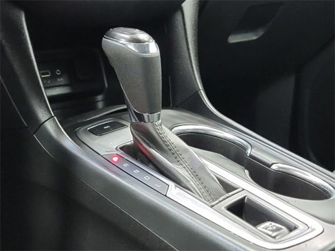 Used 2020 Chevrolet Equinox LT image 25