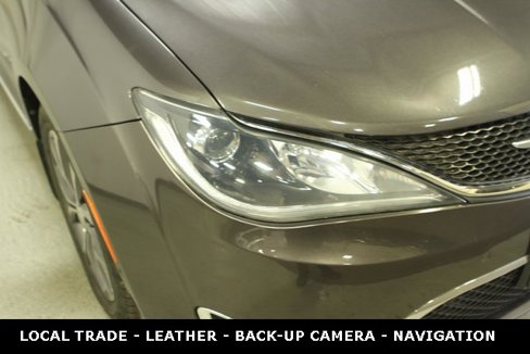 Used 2017 Chrysler Pacifica Limited image 8