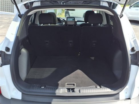 Used 2022 Ford Escape SE image 13