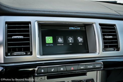 Used 2015 Jaguar XF Sport image 44