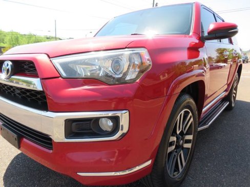 Used 2017 Toyota 4Runner Limited image 10