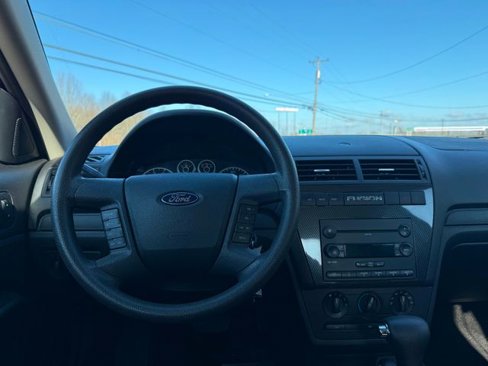 Used 2006 Ford Fusion SE image 9
