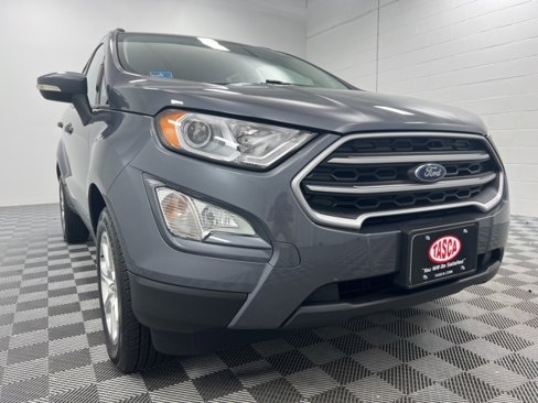 Used 2019 Ford EcoSport SE image 2