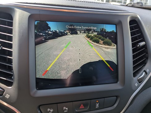 Certified 2023 Jeep Cherokee Altitude Lux image 22