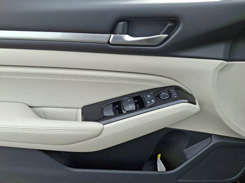 Used 2020 Nissan Altima 2.5 SL image 13