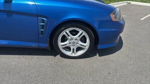 Used 2005 Hyundai Tiburon SE image 11