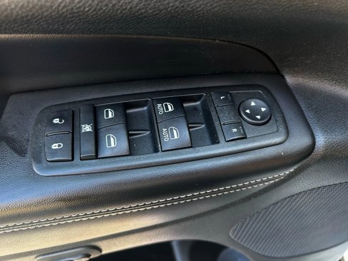 Used 2014 Jeep Grand Cherokee Limited image 26