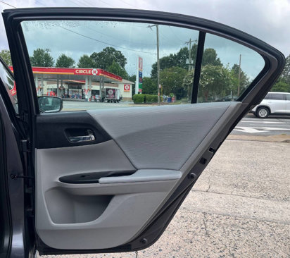 Used 2016 Honda Accord LX image 13