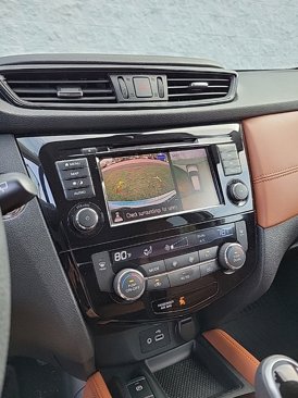 Used 2019 Nissan Rogue SL w/ Premium Package image 24
