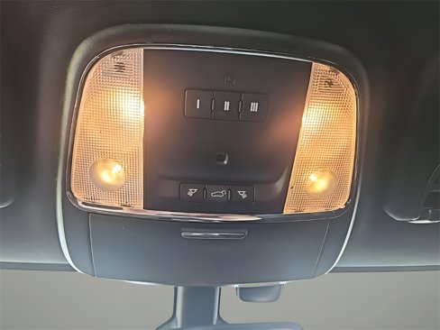 Used 2019 Jeep Grand Cherokee Limited image 42