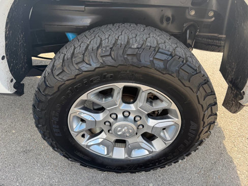 Used 2021 RAM 2500 Limited image 11