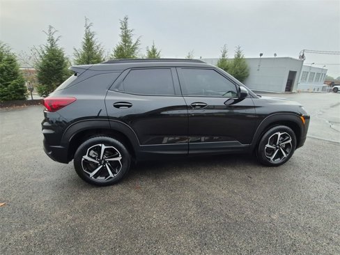 Used 2022 Chevrolet TrailBlazer RS w/ Technology Package image 16