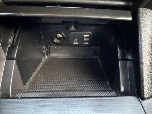 Used 2015 Subaru Legacy 2.5i Limited image 34
