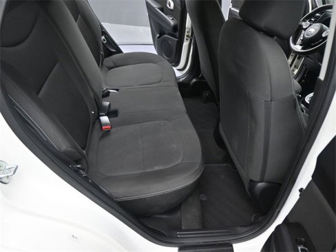 Used 2019 Kia Soul image 14