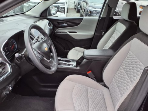 Certified 2021 Chevrolet Equinox LS w/ LPO, Blackout Package image 17