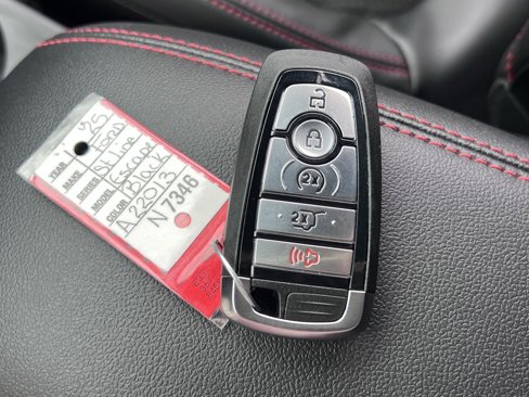 New 2025 Ford Escape ST-Line w/ Tech Pack #1 image 33