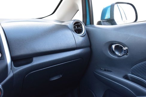 Used 2014 Nissan Versa Note SV w/ Sport Value Package image 32