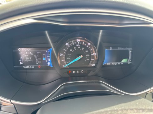 Used 2018 Ford Fusion S image 15