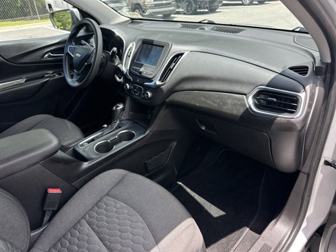 Used 2018 Chevrolet Equinox LT image 35