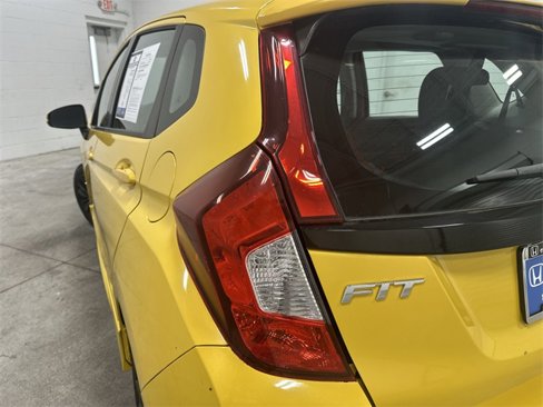 Used 2018 Honda Fit Sport image 19