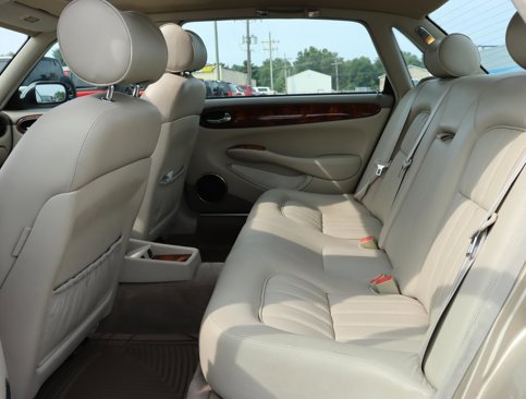 Used 1998 Jaguar XJ8 image 9