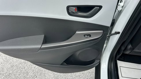 Used 2020 Hyundai Kona SEL image 25