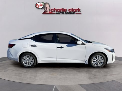 Used 2024 Nissan Sentra S image 7