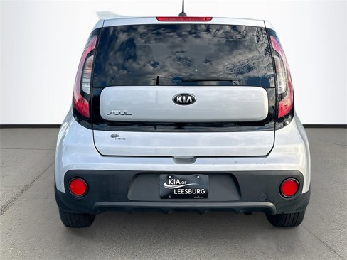 Certified 2017 Kia Soul image 6